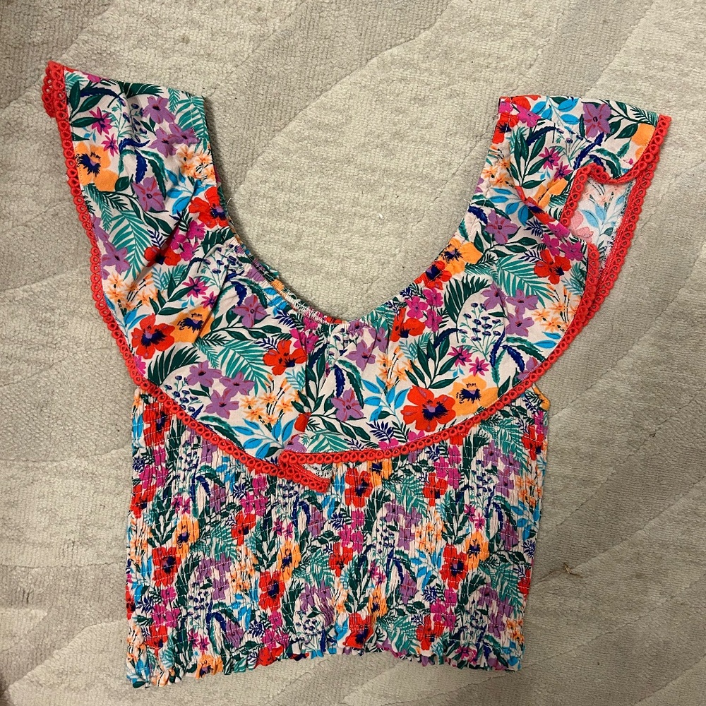 Lost and Wander Top